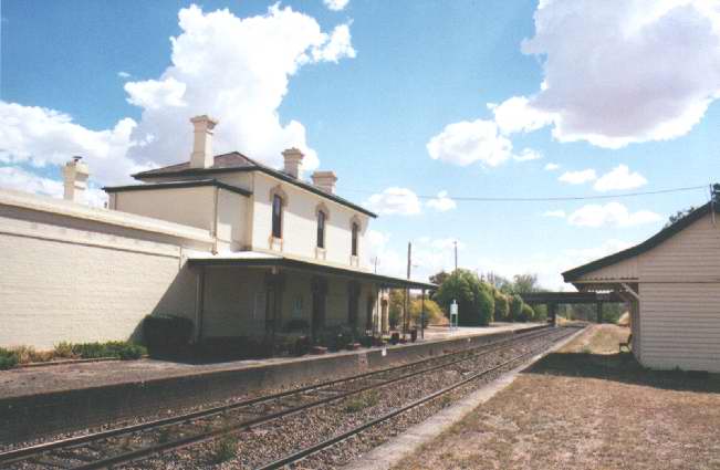 
A close up view of the station buildings looking towards Harden. The main
building has been turned into a local craft shop.
