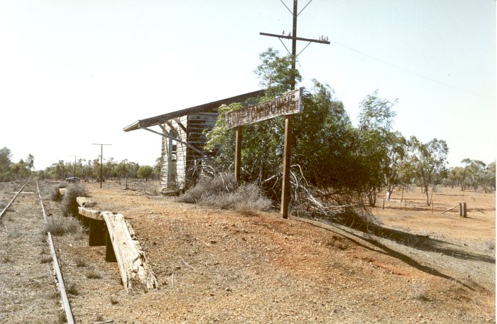 The view looking along the platform in the direction of Brewarrina.