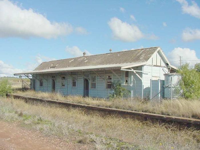 
The dilapidated station building, from Yeoval end.
