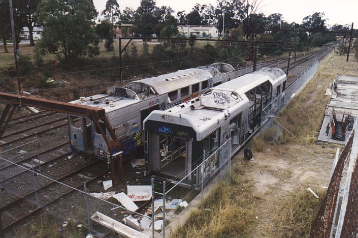 
These two carriages (N5127 and C3866) have been used by the fire brigade and
local vandals.  They have since been removed.
