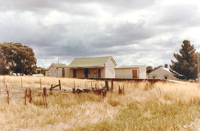
A view of the station in 1984 with the line south to Cowra running to the
left of the picture.
