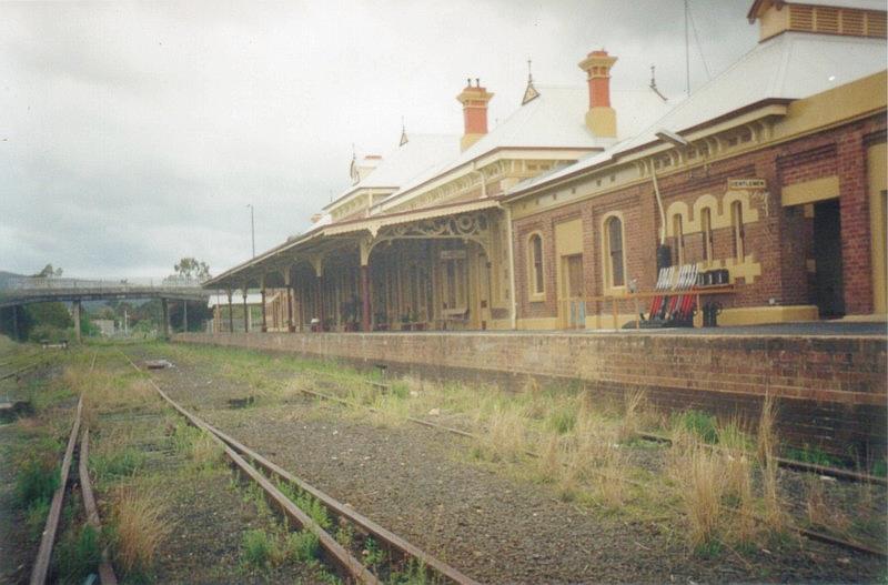 
The view of Mudgee station before the line was returned to service.
The view is looking away from Lithgow.
