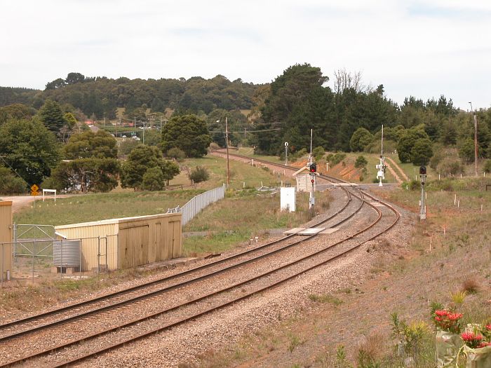 
The gangers shed and level crossing at the Wollongong end of the station.

