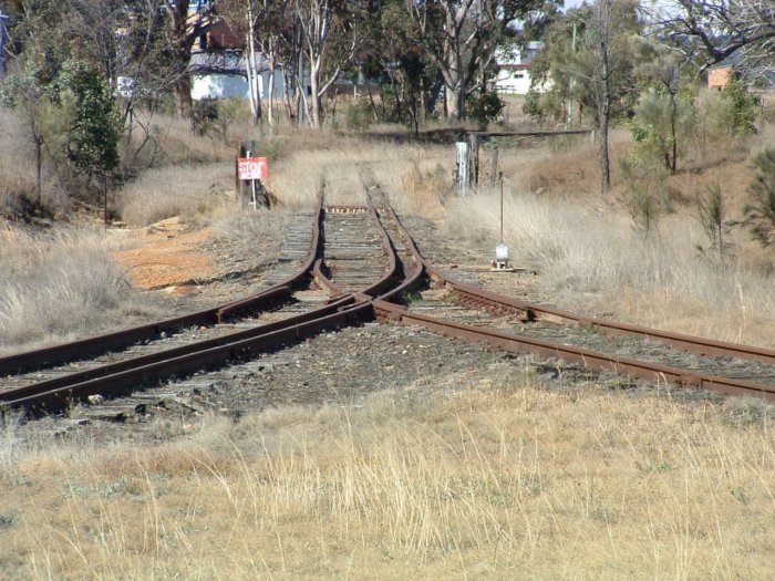 The view looking towards the dead end of the turning triangle. The dual gauge north leg is on the left, with the standard gauge south left on the right.
