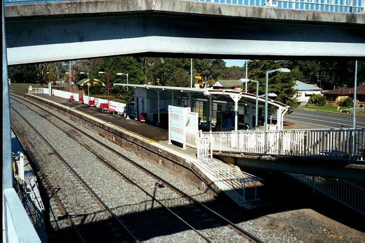 
The up platform, looking in the direction of Moss Vale.
