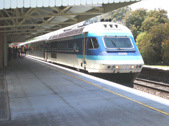 The Dubbo XPT has paused briefly at the station to exchange passengers.