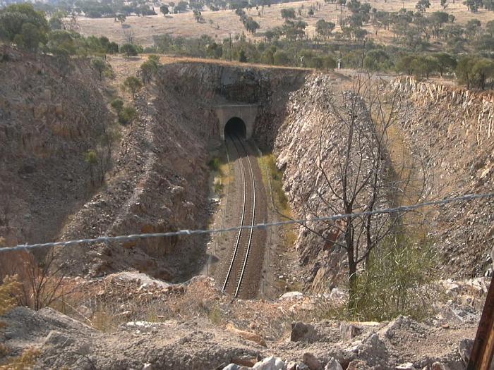 
The cutting at the exit of the No 1 tunnel, where up trains begin the
clockwise climb to the location where the photo was taken.

