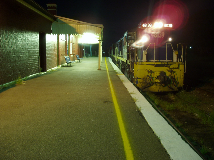 48139 and three sister locos wait at the platform while the observer changes staffs.  This is the view looking towards Gunnedah.