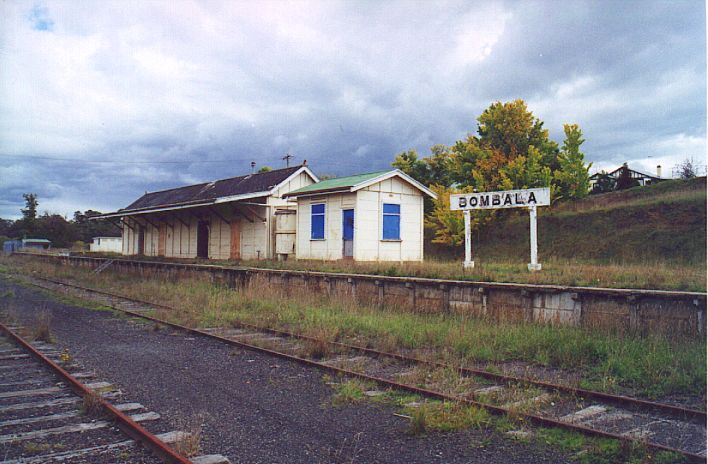 
The platform and station buildings at Bombala are relatively well preserved.
