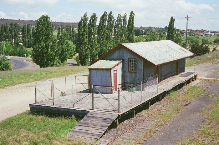 The goods platform and shed are in excellent condition. One part of the goods platform is fenced off.