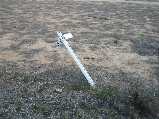 
The junction for the abbatoir siding is at the 819km post.
