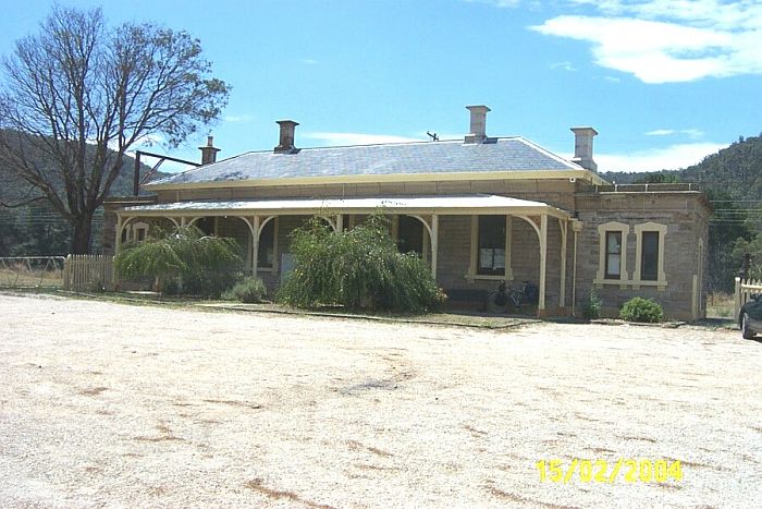 
The road-side approach to Bowenfels station.
