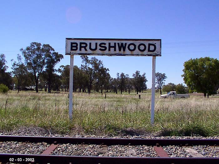
A station sign board on the up side of the line marks the location of
Brushwood.
