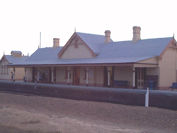 
The station building at Bungendore.
