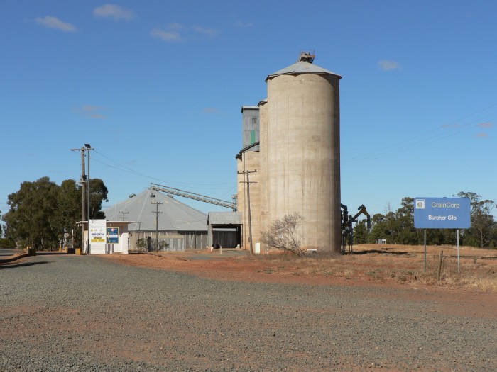 The road-side approach to the modern GrainCorp silo facility.