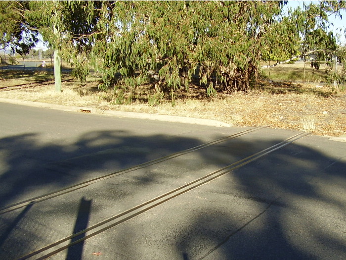 Originally goods lines continued past the Canberra station to service factories and utilities then located at Kingston.  These businesses have now departed and only the tracks crossing Cunningham Street evidence where the lines used to run.  