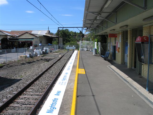 
The view looking along the platform to the end of the line.
Carlingford. Oct 2004.
