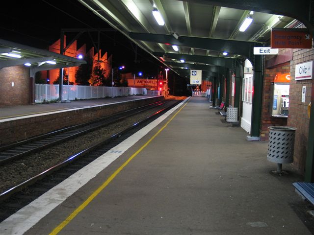 
The view along the platforms looking towards Newcastle.
