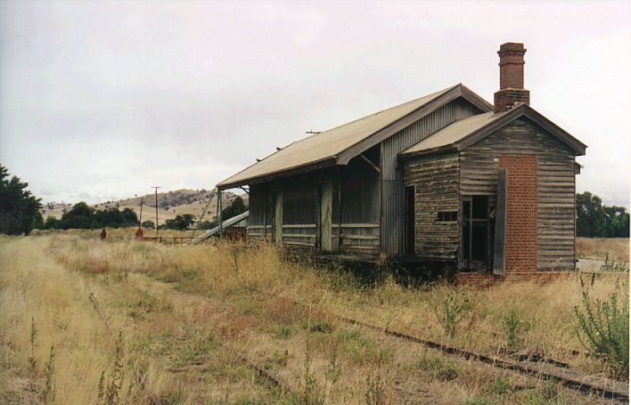 
The goods shed (pre-restoration) on the siding at Coolac.
