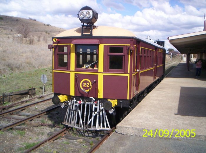 A close view of preserved railcar CPH22 at the main platform.
