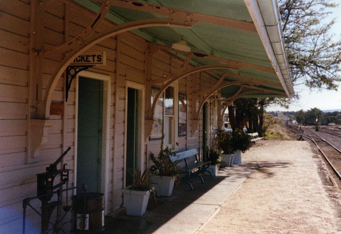 
This view looking down along the platform is evidence that this was once
a busy location for passengers.
