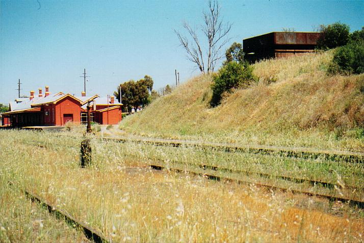 
The elevated water tank at the north end is mounted on the top of a bank.
