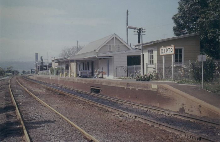 
Dapto Station was a crossing point for the diesel railcars which served
this section of the branch.
