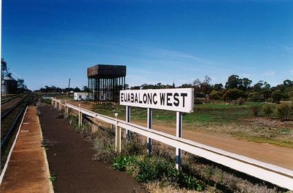 
The view looking along the platform.
