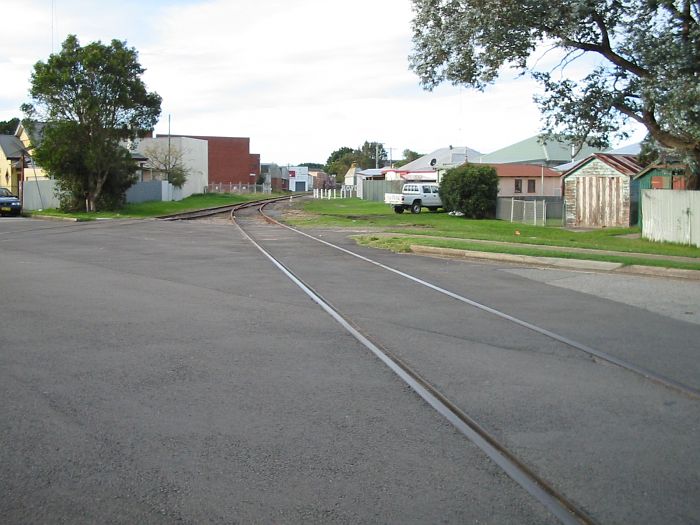 
The approach of siding to Goninan's premises.  The branch to the left
is a one-time line to Waratah Colliery.
