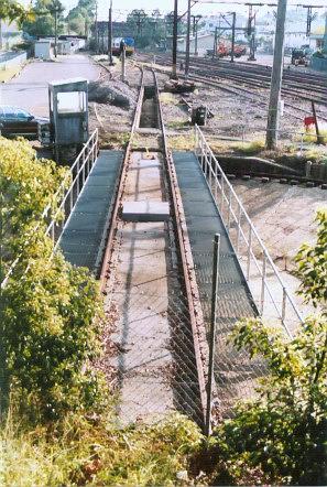 The view looking down onto the turntable looking north towards the Etna
Street overbridge.
