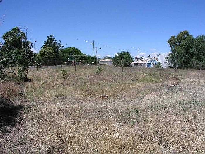 Only the pit remains of the one-time 50' turntable.
