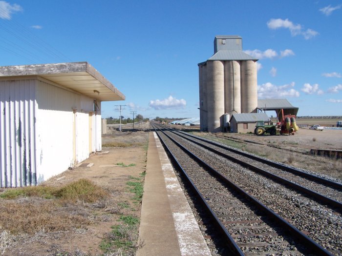 The view looking along the platform towards the grain silos.