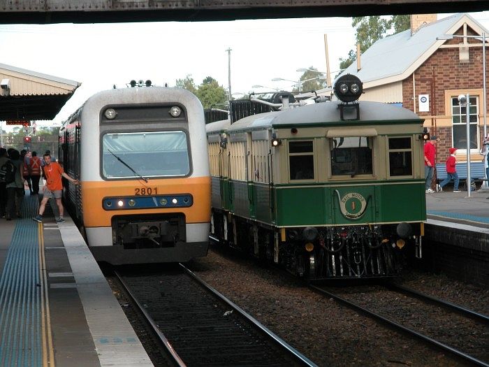 
An Endeavour railcar next to one of the original CPH rail motors at
Maitland.
