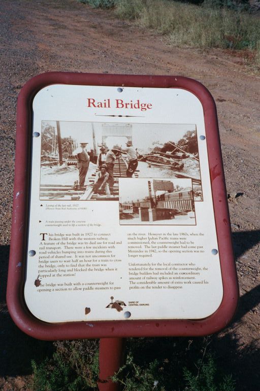 
A sign providing information on Menindee's rail history.
