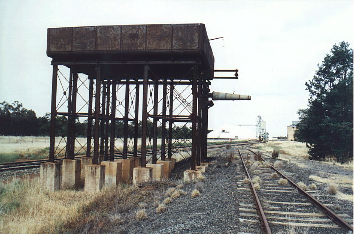 
The water tank at Naradhan has some unusual bracing.  The silo in the
background still sees rail traffic.
