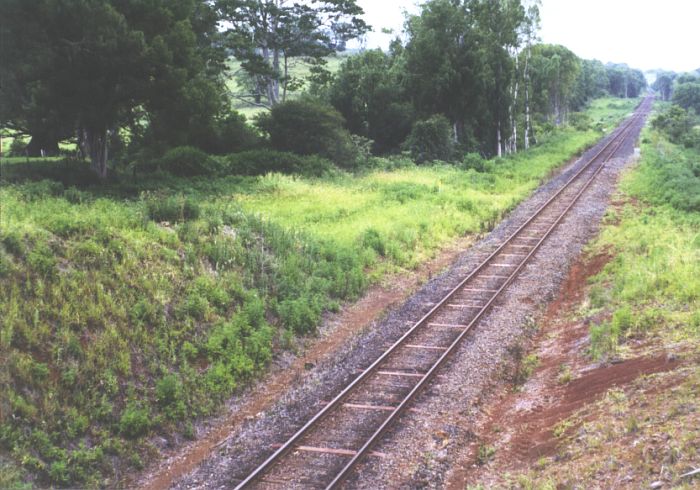 
The view looking back towards Sydney.  The platform was on the right in the
middle distance.
