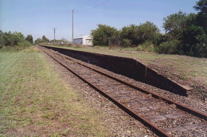 
Only the down platform remains at North Kurri Kurri.  Barely noticeable
in the middle of the photo is the remains of the original platform.  At
some point it was extended by about 5m.
