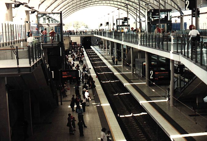 
A view looking down on the platforms, taken on the opening day.

