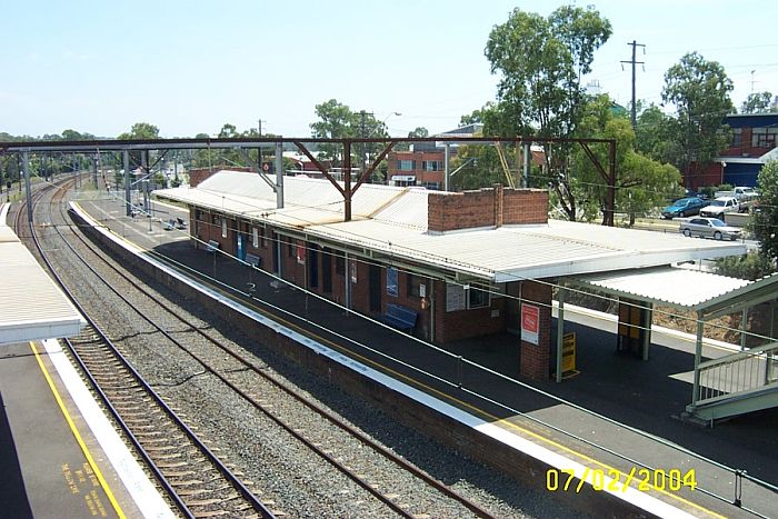 
The view looking west along the platform.
