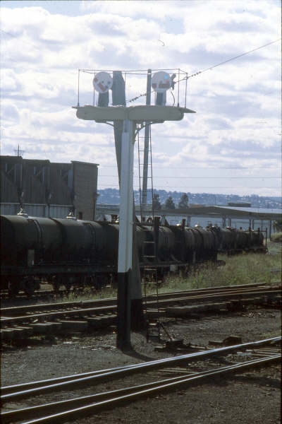 The disc shunting signals at Pippita controlled by Flemington Goods Jct.