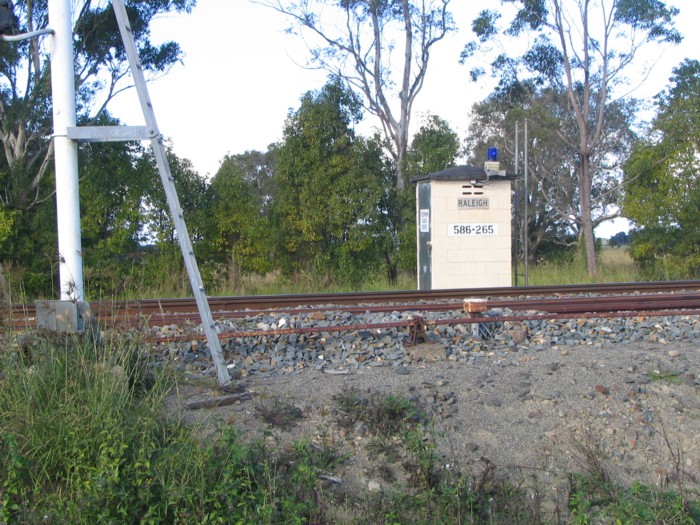 The signal hut at Raleigh.