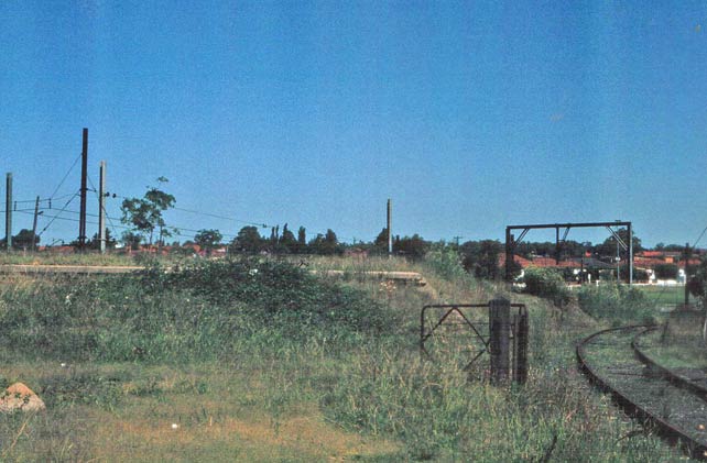 The view looking along to Commonwealth Siding towards its junction with the main line.