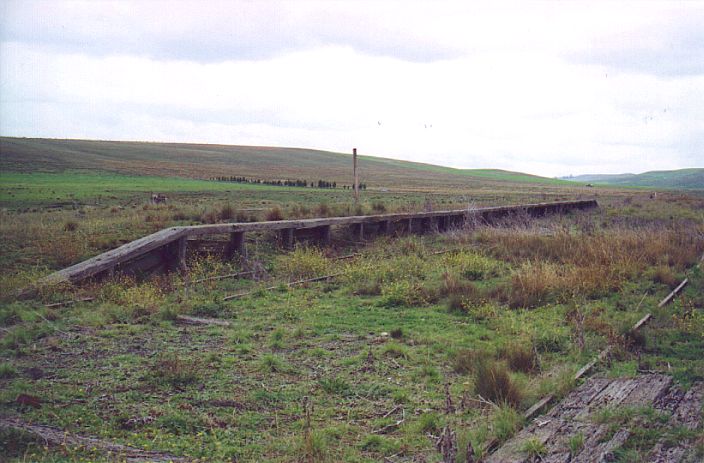 
The remains of the platform at Rock Flat.  The track in the foreground served
the goods platform.
