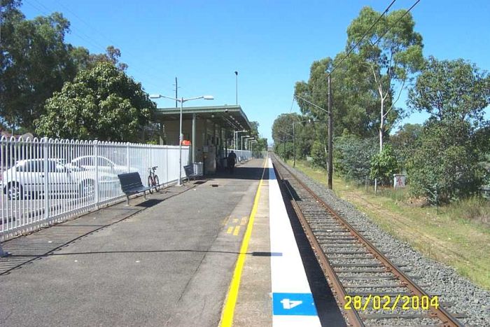 
The view looking along the platform in the direction of Sydney.
