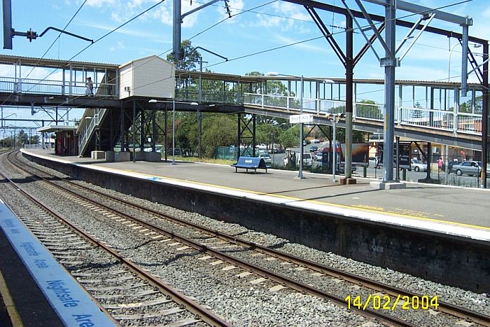 
The view looking along the platforms towards Sydney.
