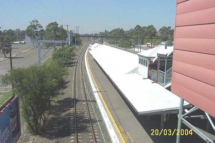 
The view looking towards the city along Platform 1.
