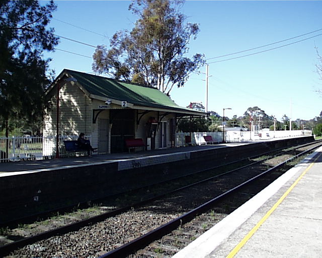 
A sunny view of Tahmoor station.
