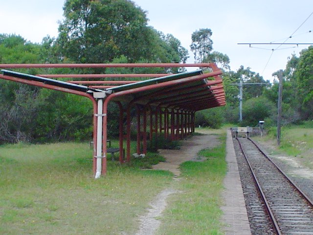 The view looking down the platform to the end of the line.