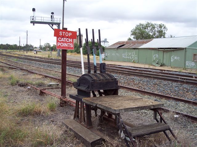 
A close-up of Frame D which controls the catchpoints at the beginning of
the East shunting line, the start of the one-time branch to Tumbarumba.
