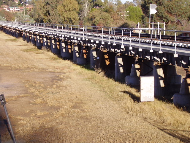 The eastern side of the southern approach viaduct to the Murrumbidgee River Bridge looking towards Wagga Wagga.